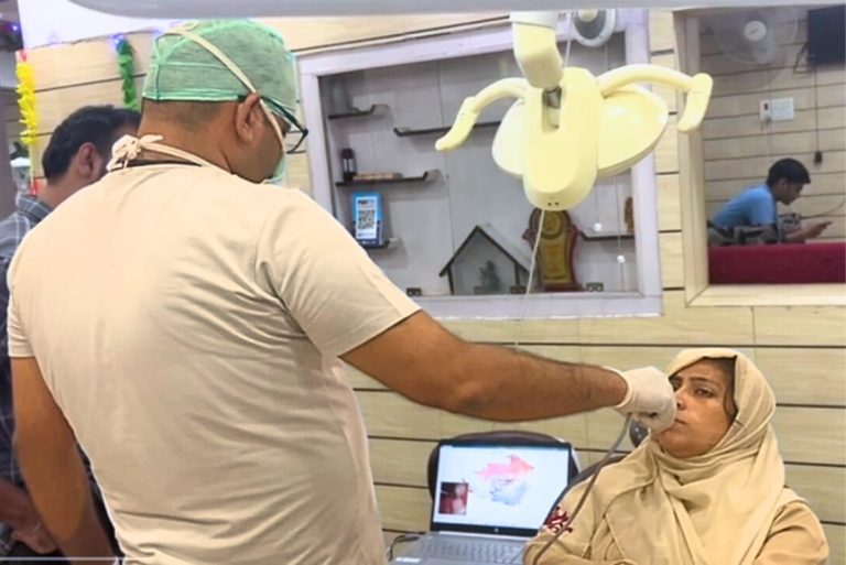 free mouth scanning done at kansal dental care